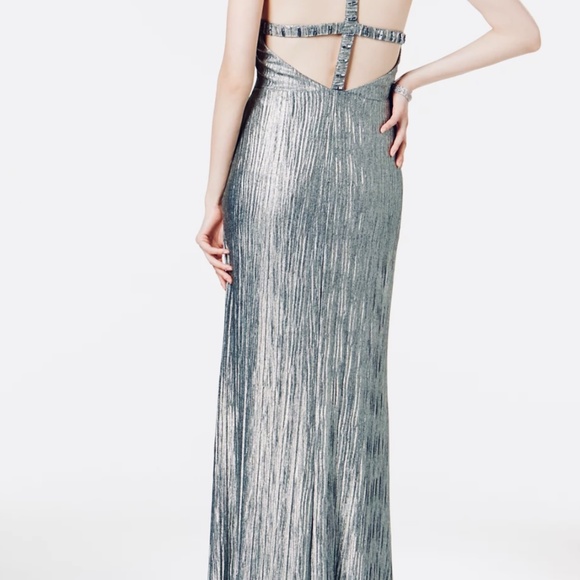 NWT Adrianna Papell Embellished Metallic Gown - Picture 2 of 8